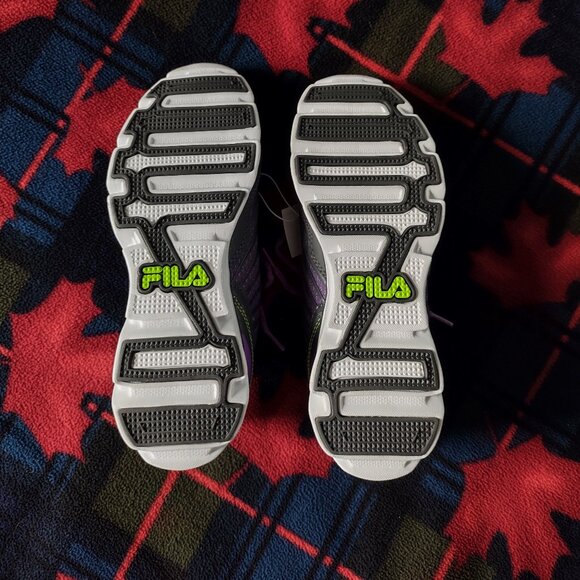 Fila Lightweight Cool Max Sneakers - Picture 7 of 10